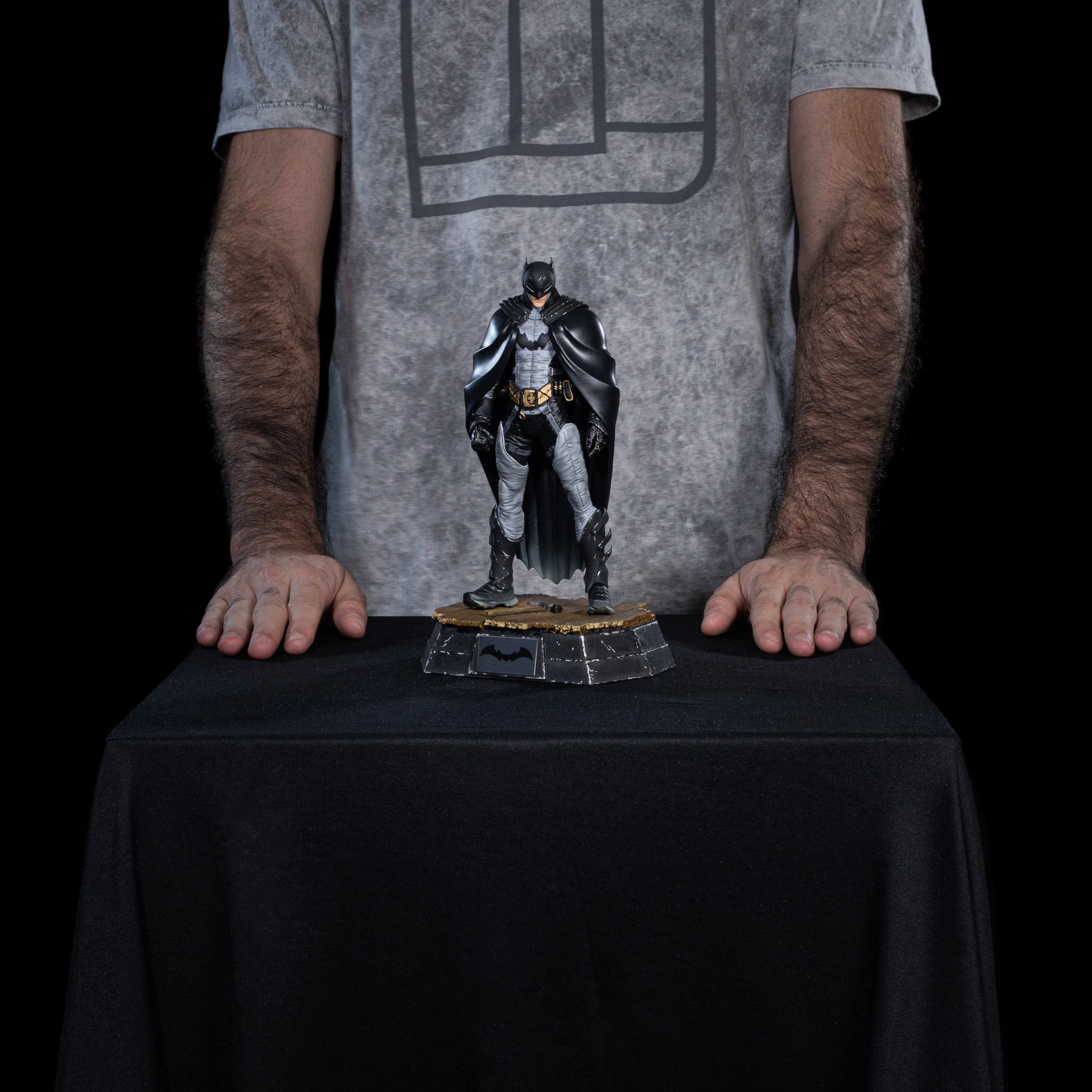 Batman by artist Rafael Grampá : 1/10 Art Scale Statue