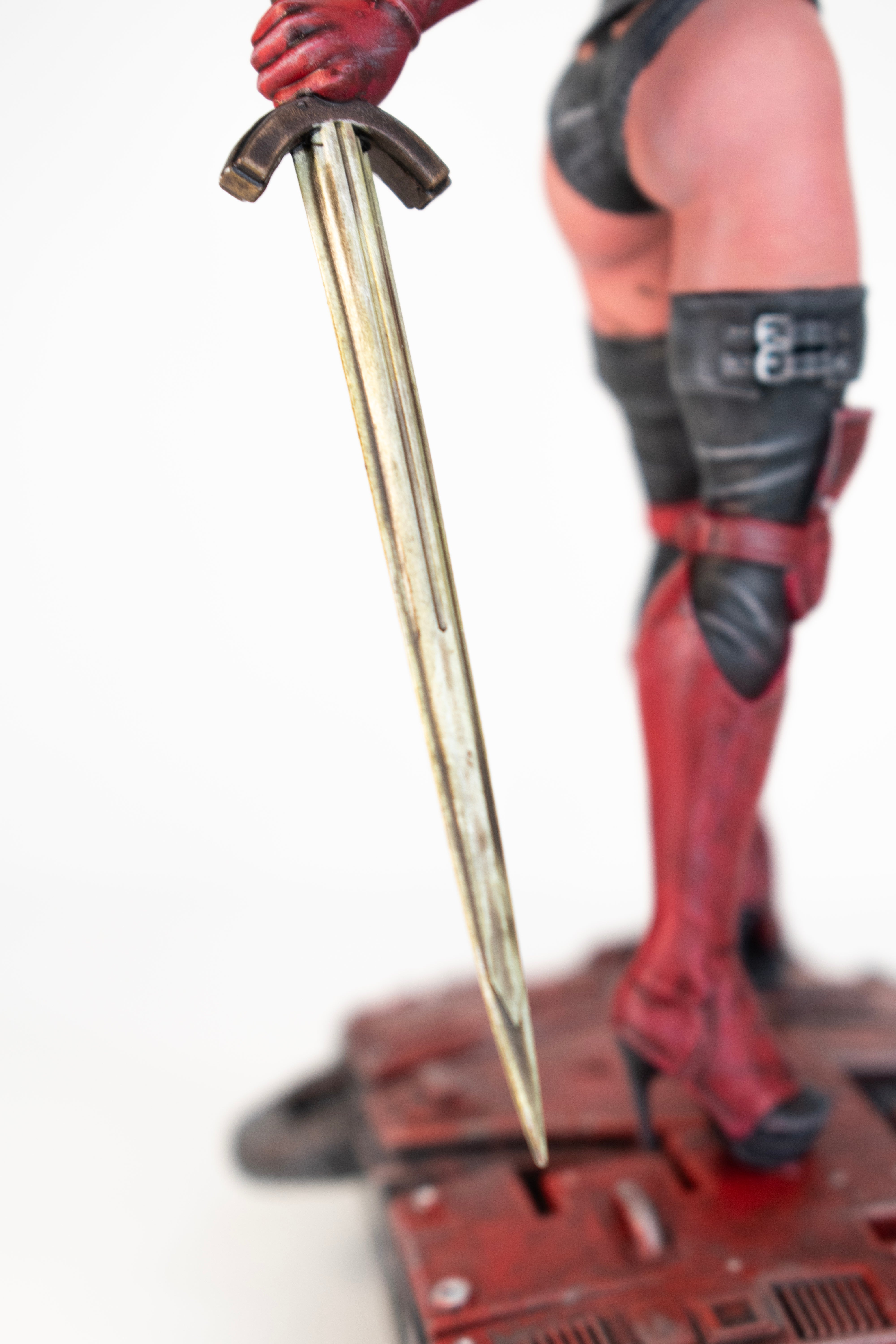 Taarna Resin Unpainted Model Kit